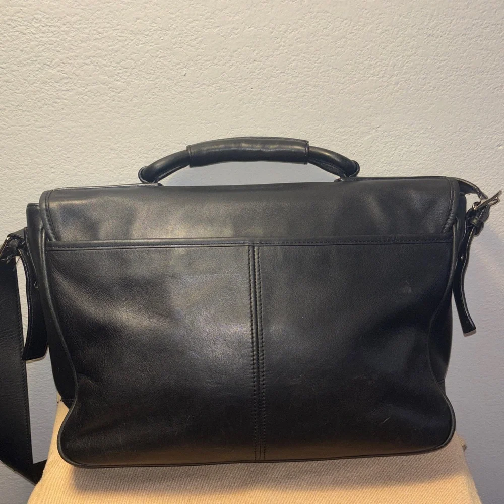 Coach Logan BLK Leather Large Business Portfolio Messenger Laptop #5238